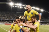 Сборная Украины по футболу впервые высту…