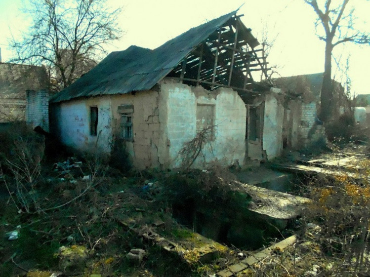 Будинок з бункером у Дніпрі