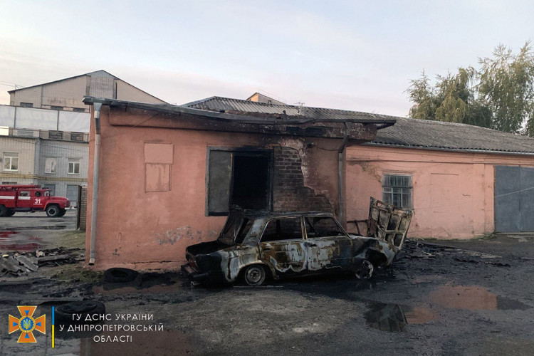 на Дніпропетровщині згорів автомобіль